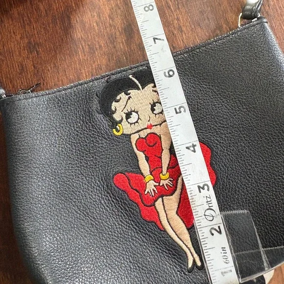 Vtg Betty Boop Embroidered Leather Crossbody Bag Black 90s Rare Novelty Pop Art - Picture 11 of 14